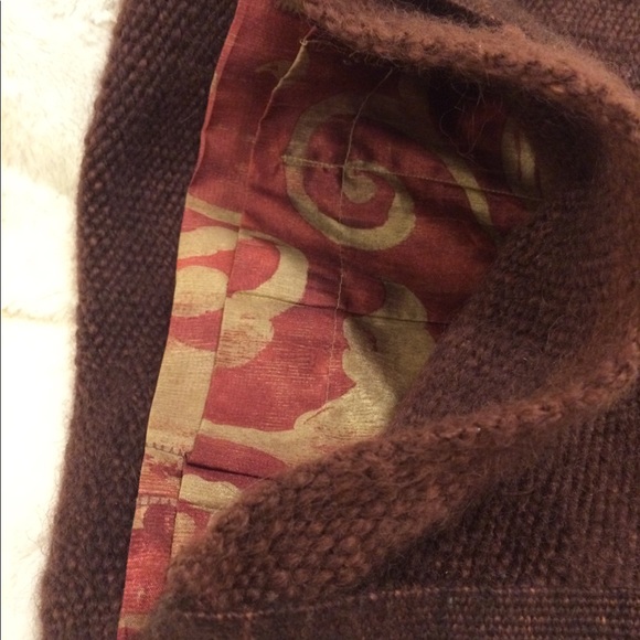 Rich Ruby Red Woven Artisan Messenger Bag - Picture 4 of 5